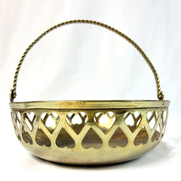 Vintage Solid Brass Pierced Open Heart Basket Bowl with Handle 7.5” Diameter - Picture 2 of 5